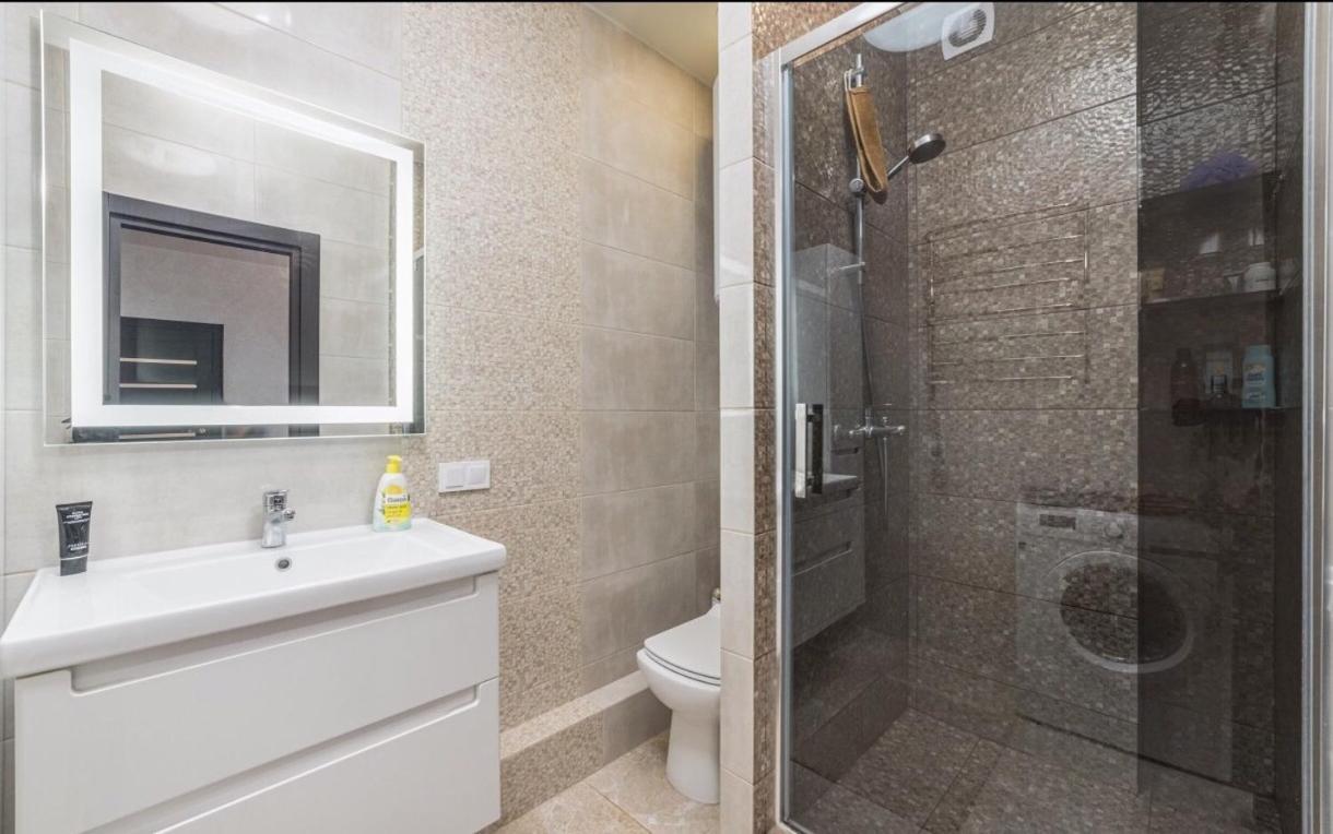 Kadorr Appartement Odessa Buitenkant foto